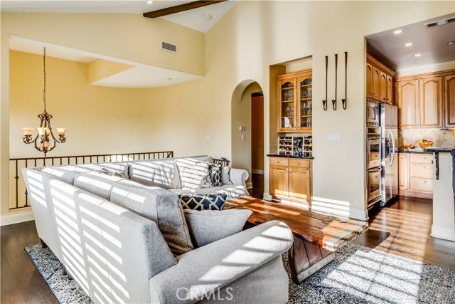 202 Irena Avenue, Redondo Beach, California 90277, 3 Bedrooms Bedrooms, ,3 BathroomsBathrooms,Residential,Sold,Irena,SB19148601