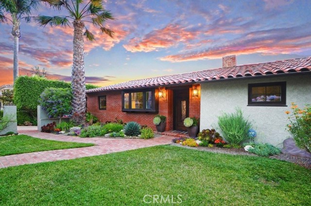 1629 Via Montemar, Palos Verdes Estates, California 90274, 4 Bedrooms Bedrooms, ,3 BathroomsBathrooms,Residential,Sold,Via Montemar,PV19177559