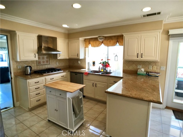 3200 Newton Street, Torrance, California 90505, 4 Bedrooms Bedrooms, ,3 BathroomsBathrooms,Residential Lease,Sold,Newton,SB21035077