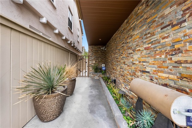 712 Highland Avenue, Manhattan Beach, California 90266, 3 Bedrooms Bedrooms, ,4 BathroomsBathrooms,Residential,Sold,Highland,SB21087613
