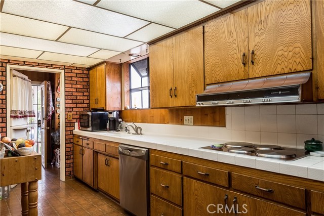 1437 23rd Street, Manhattan Beach, California 90266, 4 Bedrooms Bedrooms, ,2 BathroomsBathrooms,Residential,Sold,23rd,SB18075646