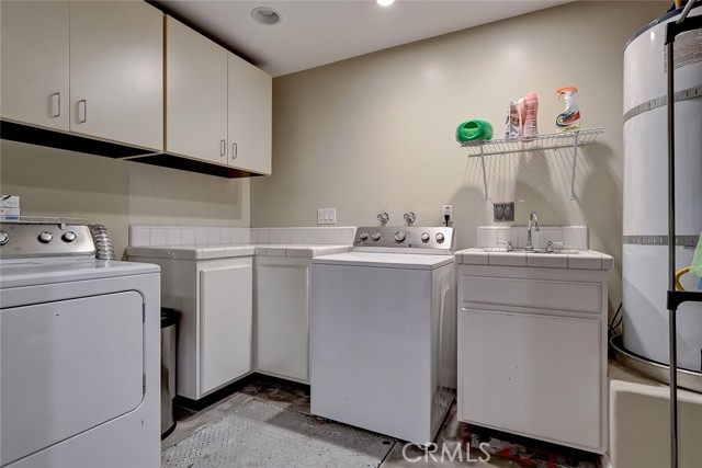 2207 Perkins Lane, Redondo Beach, California 90278, 3 Bedrooms Bedrooms, ,2 BathroomsBathrooms,Residential,Sold,Perkins,SB21094545