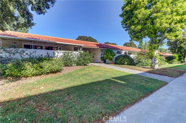 Photo of 2113 Via Puerta #O, Laguna Woods, CA 92637
