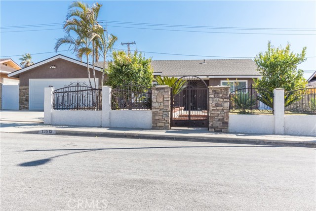 Detail Gallery Image 1 of 1 For 13512 Virginia Ave, Whittier,  CA 90605 - 3 Beds | 1 Baths