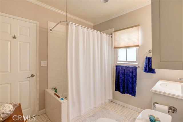 2813 Vista Drive, Manhattan Beach, California 90266, 4 Bedrooms Bedrooms, ,3 BathroomsBathrooms,Residential,Sold,Vista,SB20119545