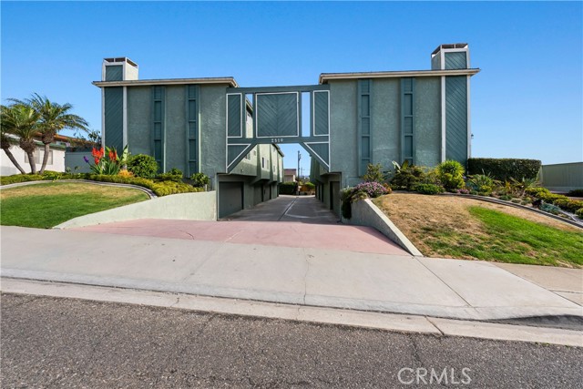 2510 Voorhees Avenue, Redondo Beach, California 90278, 2 Bedrooms Bedrooms, ,1 BathroomBathrooms,Residential,Sold,Voorhees,SB21140312