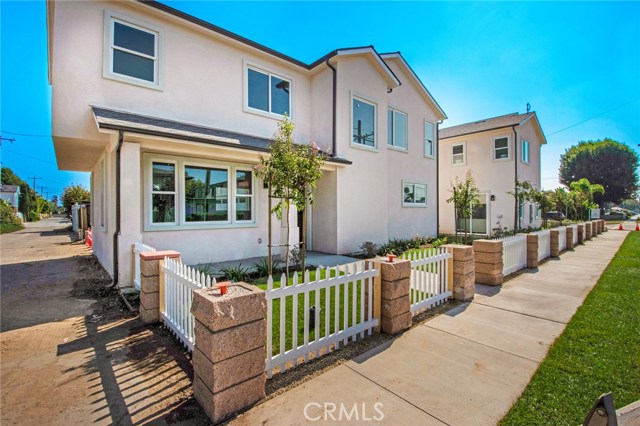 Detail Gallery Image 1 of 1 For 1748 Santa Ana Ave, Costa Mesa,  CA 92627 - 3 Beds | 3/1 Baths