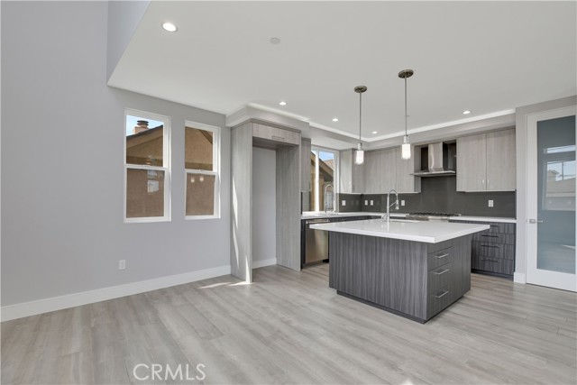 KITCHEN- DINING ROOM