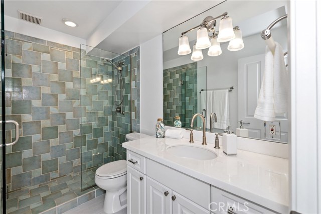 315 24th Street, Manhattan Beach, California 90266, 3 Bedrooms Bedrooms, ,3 BathroomsBathrooms,Residential,Sold,24th,SB20212174