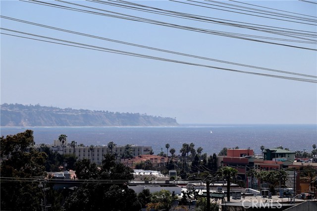 926 1st Street, Hermosa Beach, California 90254, 2 Bedrooms Bedrooms, ,2 BathroomsBathrooms,Residential,Sold,1st,SB20082752