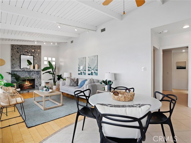 3605 Crest Drive, Manhattan Beach, California 90266, 2 Bedrooms Bedrooms, ,2 BathroomsBathrooms,Residential,Sold,Crest,PW20101894