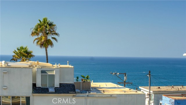 3905 Crest Drive, Manhattan Beach, California 90266, 4 Bedrooms Bedrooms, ,Residential,Sold,Crest,SB18266979