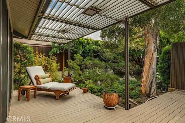 15 Margate Square, Palos Verdes Estates, California 90274, 3 Bedrooms Bedrooms, ,2 BathroomsBathrooms,Residential,Sold,Margate,SB21026966