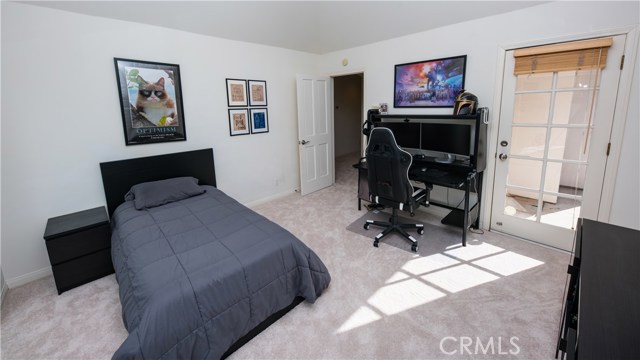 1021 Avenue D, Redondo Beach, California 90277, 4 Bedrooms Bedrooms, ,2 BathroomsBathrooms,Residential,Sold,Avenue D,SB21005310