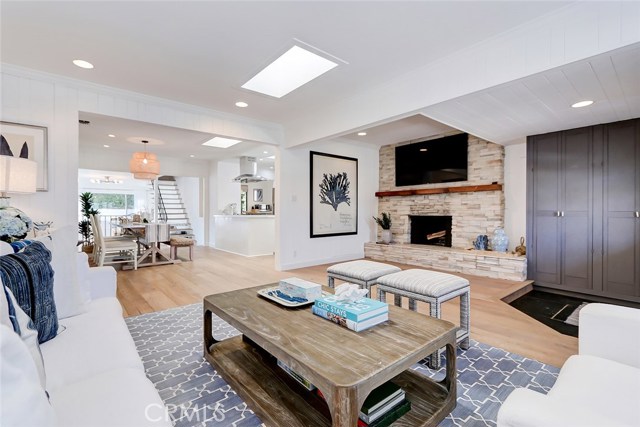 2101 Chestnut Avenue, Manhattan Beach, California 90266, 3 Bedrooms Bedrooms, ,2 BathroomsBathrooms,Residential,Sold,Chestnut,SB20213029