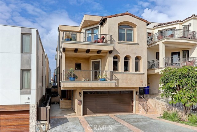 319 24th Street, Manhattan Beach, California 90266, 3 Bedrooms Bedrooms, ,2 BathroomsBathrooms,Residential,Sold,24th,SB17270477