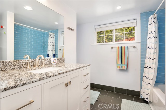 30 Harbor Sight Drive, Rolling Hills Estates, California 90274, 4 Bedrooms Bedrooms, ,3 BathroomsBathrooms,Residential,Sold,Harbor Sight,SB19183818