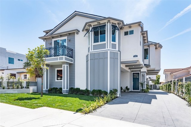 2104 Harriman Lane, Redondo Beach, California 90278, 4 Bedrooms Bedrooms, ,3 BathroomsBathrooms,Residential,Sold,Harriman,PV18101088