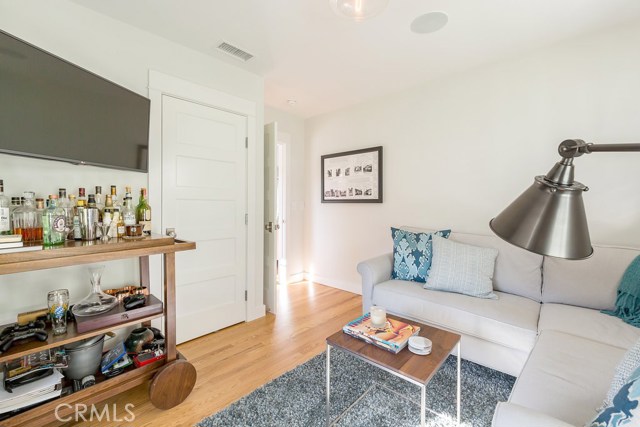 304 Gertruda Avenue, Redondo Beach, California 90277, 3 Bedrooms Bedrooms, ,2 BathroomsBathrooms,Residential,Sold,Gertruda,PV17065927