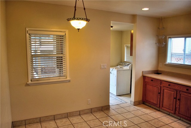 1010 Emerald Street, Redondo Beach, California 90277, 2 Bedrooms Bedrooms, ,1 BathroomBathrooms,Residential,Sold,Emerald,SW18023147