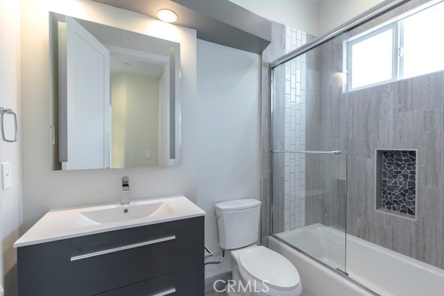 2520 Nelson Avenue, Redondo Beach, California 90278, 4 Bedrooms Bedrooms, ,3 BathroomsBathrooms,Residential,Sold,Nelson,PV17221632