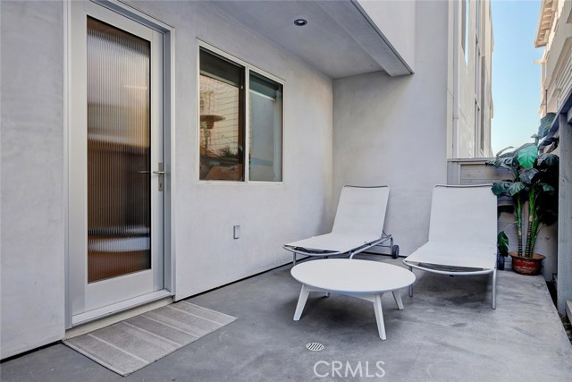 3215 Vista Drive, Manhattan Beach, California 90266, 3 Bedrooms Bedrooms, ,3 BathroomsBathrooms,Residential,Sold,Vista,SB20078547