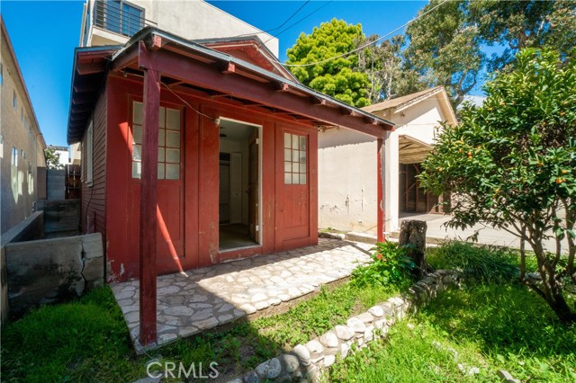 707 3rd Street, Hermosa Beach, California 90254, 2 Bedrooms Bedrooms, ,1 BathroomBathrooms,Residential,Sold,3rd,PW20062897