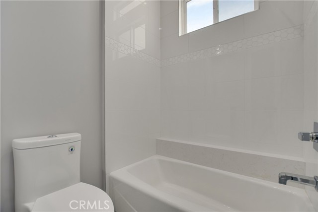 2ND LEVEL BATH TUB
