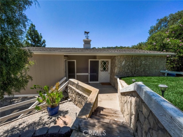 18 Ranchview Road, Rolling Hills Estates, California 90274, 3 Bedrooms Bedrooms, ,2 BathroomsBathrooms,Residential,Sold,Ranchview,PV21166357