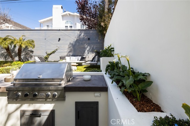 2408 Pine Avenue, Manhattan Beach, California 90266, 4 Bedrooms Bedrooms, ,3 BathroomsBathrooms,Residential,Sold,Pine,SB21066835