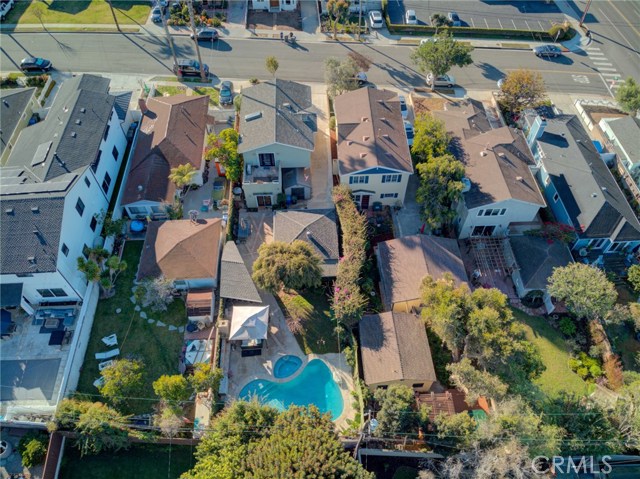 1019 Avenue B, Redondo Beach, California 90277, 4 Bedrooms Bedrooms, ,2 BathroomsBathrooms,Residential,Sold,Avenue B,PV20263391