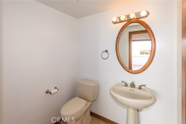 235 Juanita Avenue, Redondo Beach, California 90277, 3 Bedrooms Bedrooms, ,2 BathroomsBathrooms,Residential,Sold,Juanita,SB19083113