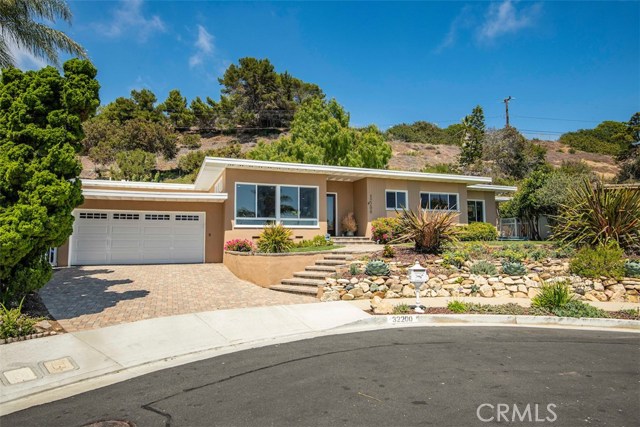 32200 Valor Place, Rancho Palos Verdes, California 90275, 4 Bedrooms Bedrooms, ,3 BathroomsBathrooms,Residential,Sold,Valor,PV20160153