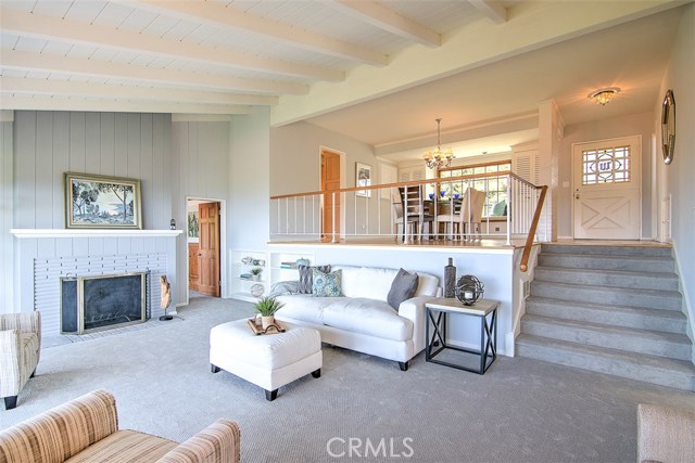 2305 Via Acalones, Palos Verdes Estates, California 90274, 3 Bedrooms Bedrooms, ,2 BathroomsBathrooms,Residential,Sold,Via Acalones,SB19041720