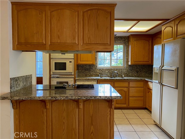 820 Knob Hill Avenue, Redondo Beach, California 90277, 3 Bedrooms Bedrooms, ,1 BathroomBathrooms,Residential,Sold,Knob Hill,SB21051918