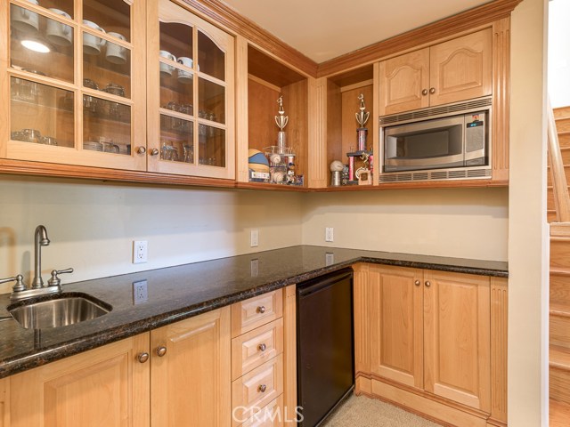 8 Hitching Post Drive, Rolling Hills Estates, California 90274, 4 Bedrooms Bedrooms, ,3 BathroomsBathrooms,Residential,Sold,Hitching Post,PV19180515