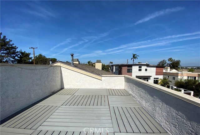 1401 12th Street, Manhattan Beach, California 90266, 3 Bedrooms Bedrooms, ,2 BathroomsBathrooms,Residential,Sold,12th,SB20043052