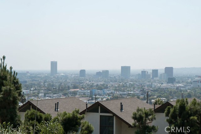 1 Bed Home for Sale in West Hollywood, California