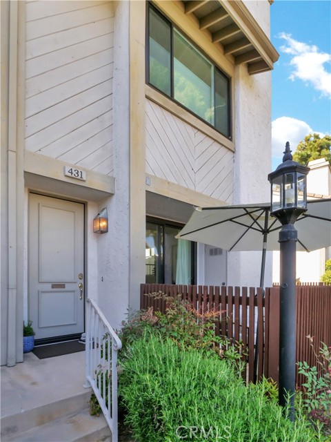 431 Broadway, Redondo Beach, California 90277, 3 Bedrooms Bedrooms, ,2 BathroomsBathrooms,Residential,Sold,Broadway,SB21038799