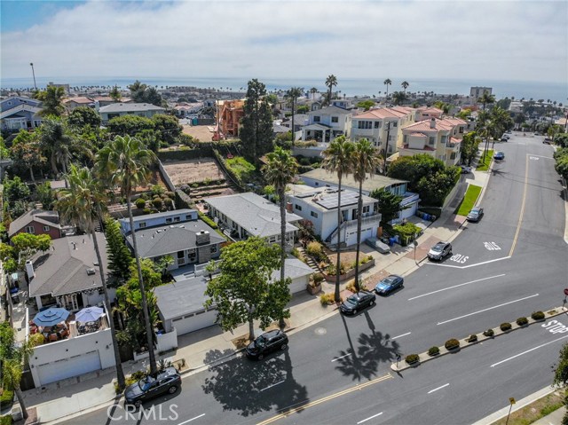 607 Camino Real, Redondo Beach, California 90277, 2 Bedrooms Bedrooms, ,2 BathroomsBathrooms,Residential,Sold,Camino Real,SB20134527