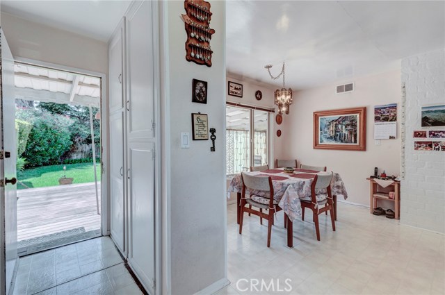 705 Paulina Avenue, Redondo Beach, California 90277, 3 Bedrooms Bedrooms, ,2 BathroomsBathrooms,Residential,Sold,Paulina,SB17205308