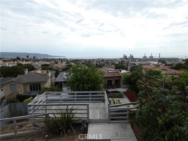 805 Paulina Avenue, Redondo Beach, California 90277, 5 Bedrooms Bedrooms, ,2 BathroomsBathrooms,Residential,Sold,Paulina,SB17203932