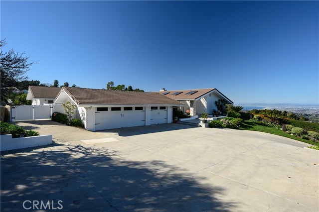 16 Bowie Road, Rolling Hills, California 90274, 4 Bedrooms Bedrooms, ,2 BathroomsBathrooms,Residential,Sold,Bowie,SB20029673