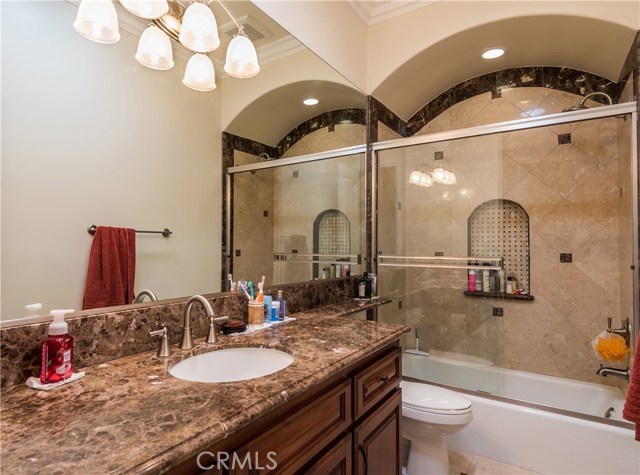 2012 Robinson Street, Redondo Beach, California 90278, 5 Bedrooms Bedrooms, ,3 BathroomsBathrooms,Residential,Sold,Robinson,SB18078924