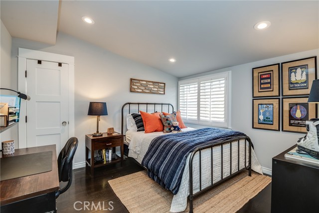 524 4th Street, Manhattan Beach, California 90266, 4 Bedrooms Bedrooms, ,2 BathroomsBathrooms,Residential,Sold,4th,SB21061545
