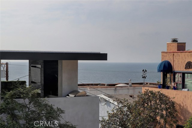 2204 Alma Avenue, Manhattan Beach, California 90266, 4 Bedrooms Bedrooms, ,3 BathroomsBathrooms,Residential,Sold,Alma,SB19265065