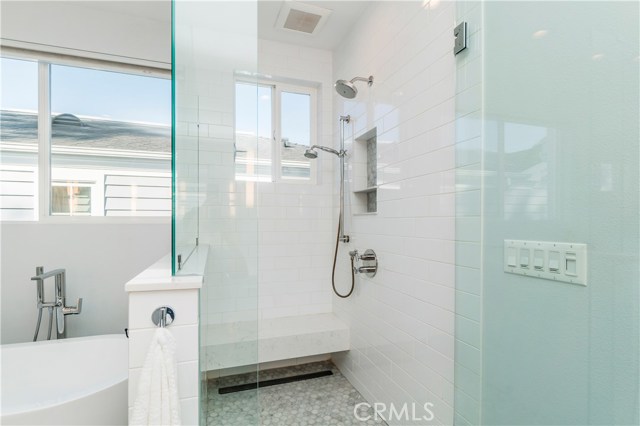 3304 Poinsettia Avenue, Manhattan Beach, California 90266, 5 Bedrooms Bedrooms, ,2 BathroomsBathrooms,Residential,Sold,Poinsettia,SB20035052