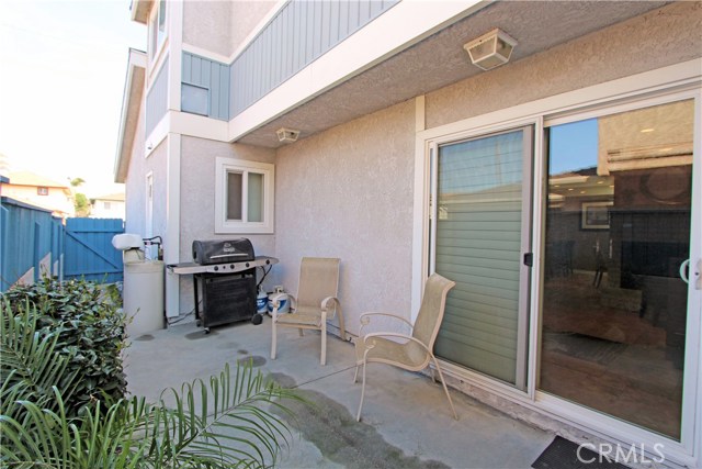 2416 Voorhees Avenue, Redondo Beach, California 90278, 3 Bedrooms Bedrooms, ,2 BathroomsBathrooms,Residential,Sold,Voorhees,PW17063870