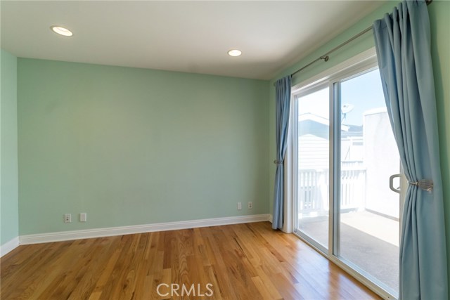 1208 Tennyson Street, Manhattan Beach, California 90266, 3 Bedrooms Bedrooms, ,2 BathroomsBathrooms,Residential,Sold,Tennyson,SB17094161