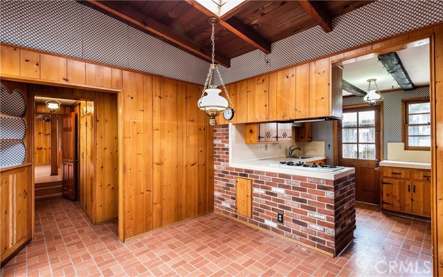 1300 18th Street, Manhattan Beach, California 90266, 2 Bedrooms Bedrooms, ,1 BathroomBathrooms,Residential,Sold,18th,SB19002050